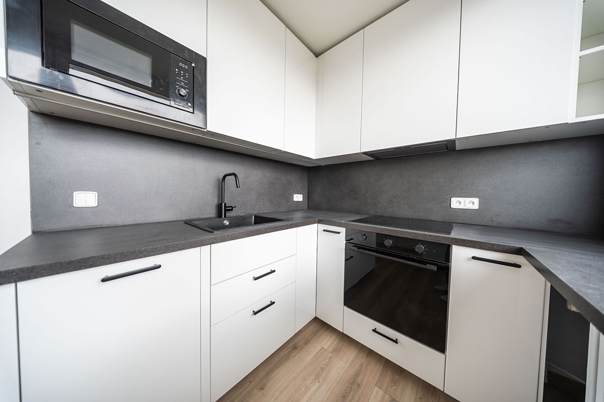 Prodej bytu 2+1 60 m², Praha – fotka 1 z 3