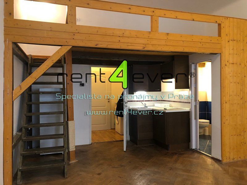 Pronájem bytu 1+kk 30 m²