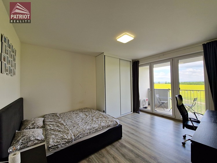 Pronájem bytu 2+kk, 60 m² (9 z 15)