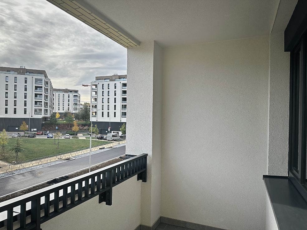 Pronájem bytu 2+kk 51 m² – fotografie 4