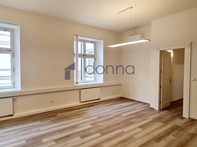 Gewerbefläche zur Miete, 156 m² (2 von 9)