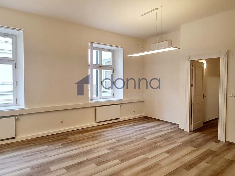 Gewerbefläche zur Miete, 156 m² (2 von 9)