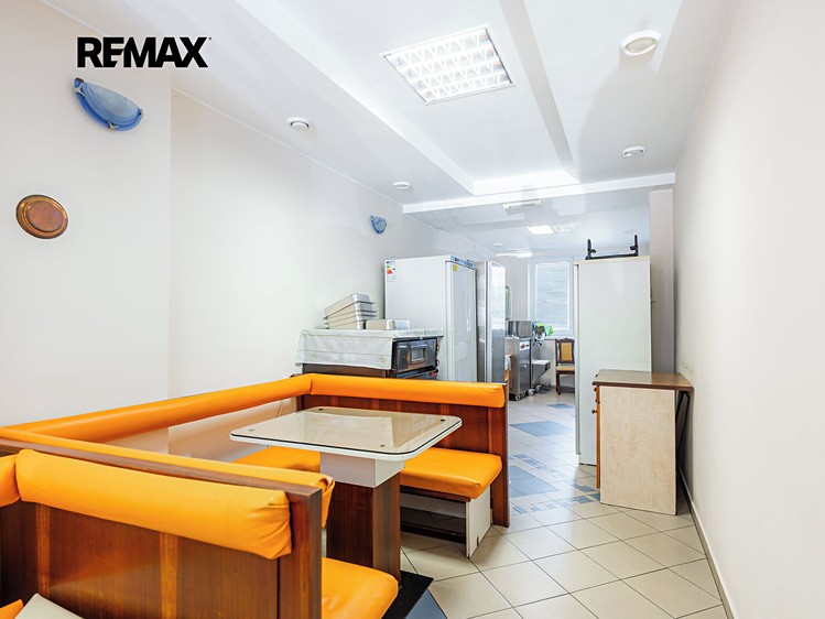 Комерційне приміщення на продаж, 190 м² (9 з 30)