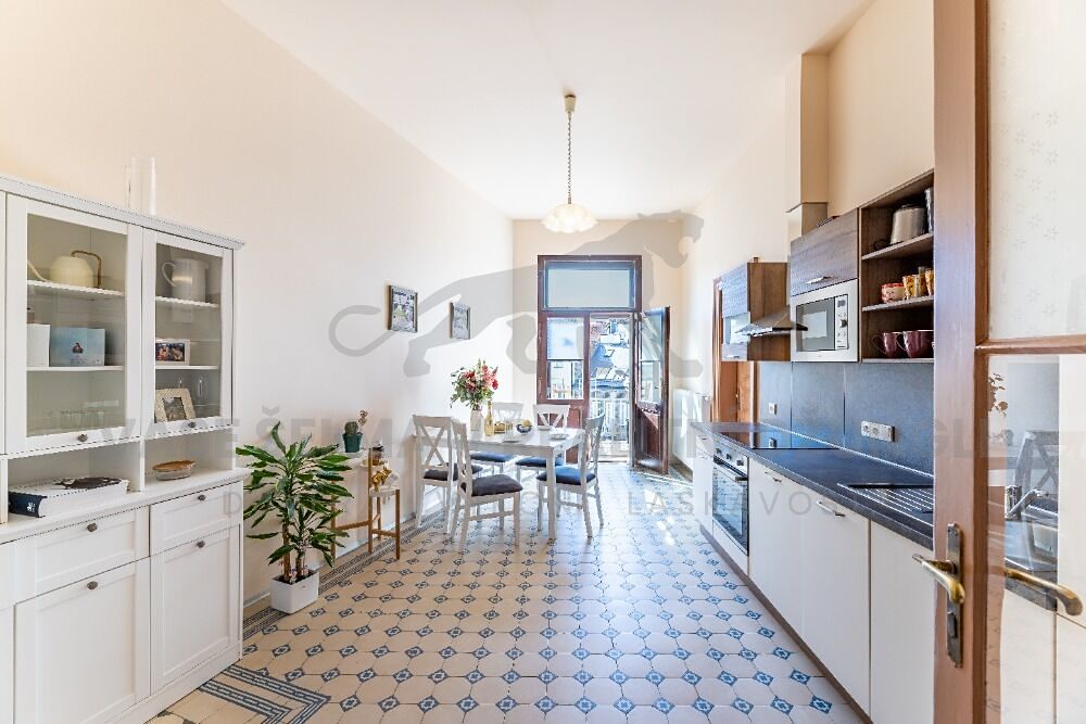 Pronájem bytu 3+1 108 m²