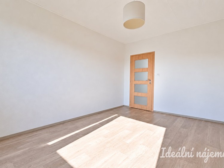 Квартира 3+1 в оренду, 80 м² (13 з 24)