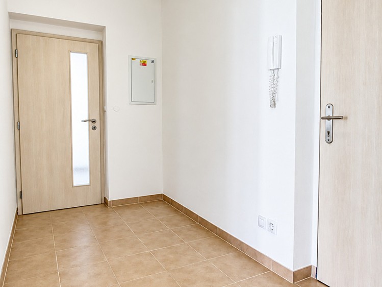 Pronájem bytu 2+kk, 59 m² (16 z 26)