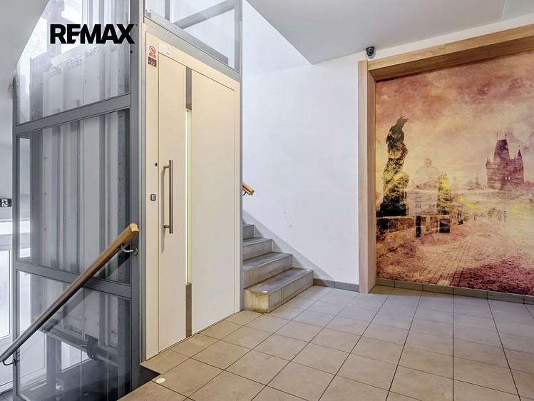 Wohnung 1+kk zum Kauf, 31 m² (20 von 22)