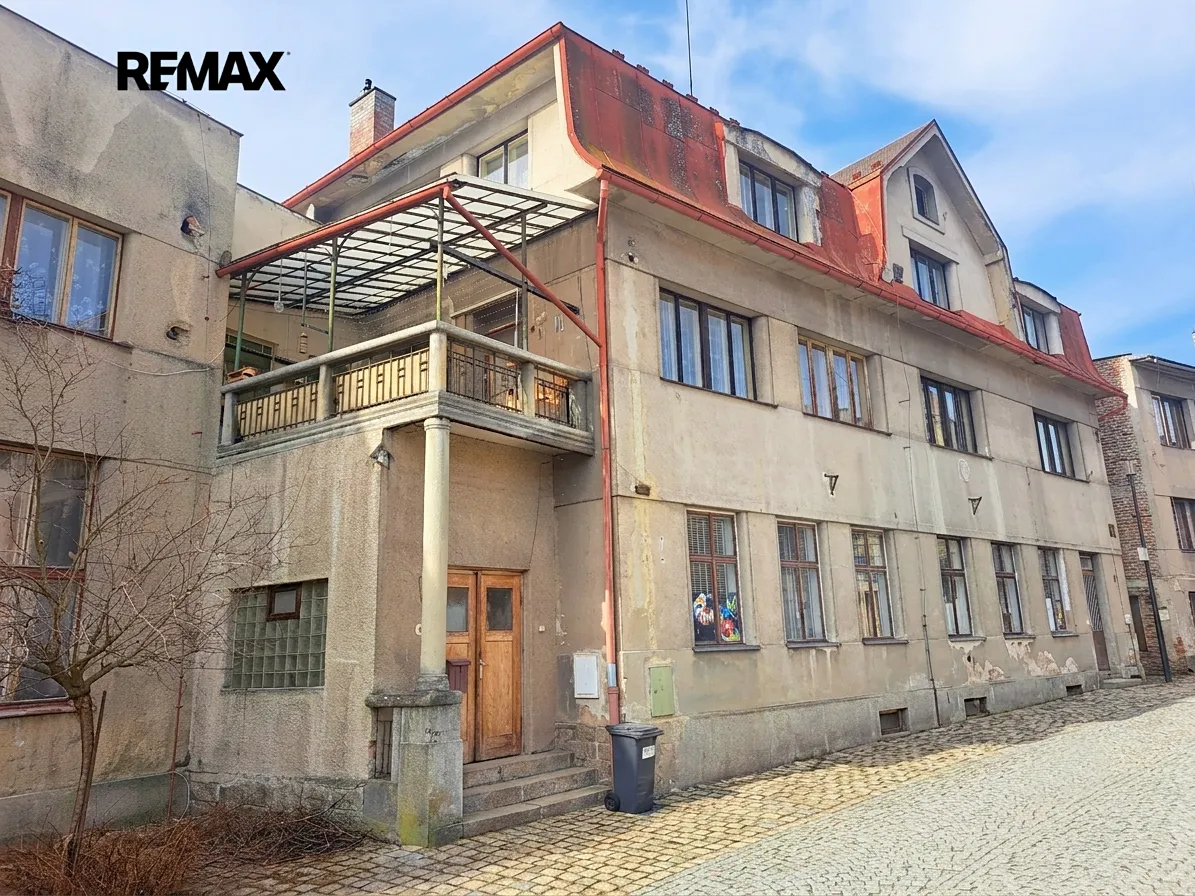 Pronájem výrobní haly, prostoru 185 m²