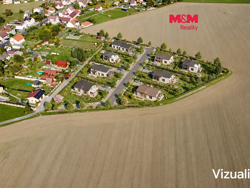 Prodej stavebního pozemku 9711 m², Horažďovice – náhled fotky 1