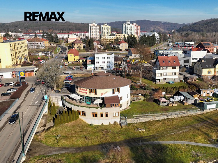 Комерційне приміщення на продаж, 200 м² (25 з 29)