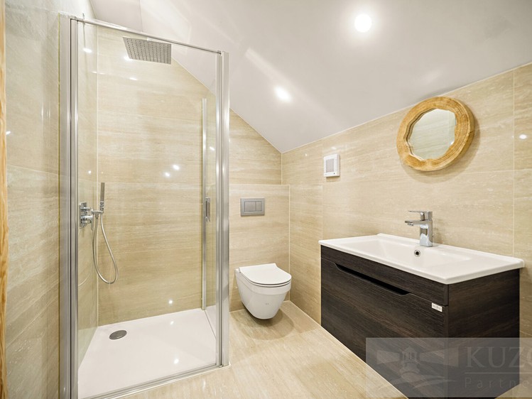Prodej domu, 224 m² (36 z 48)