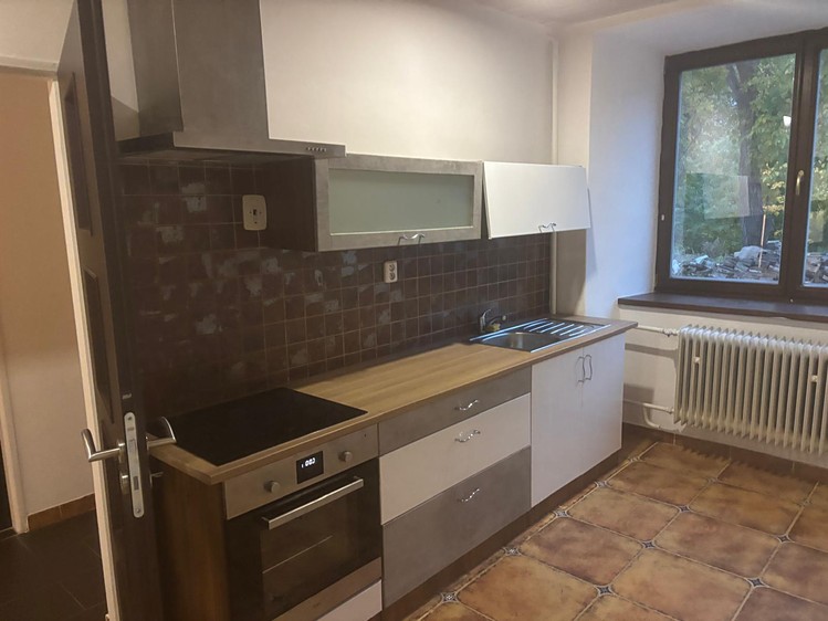 Wohnung 2+1 zur Miete, 60 m² (1 von 9)