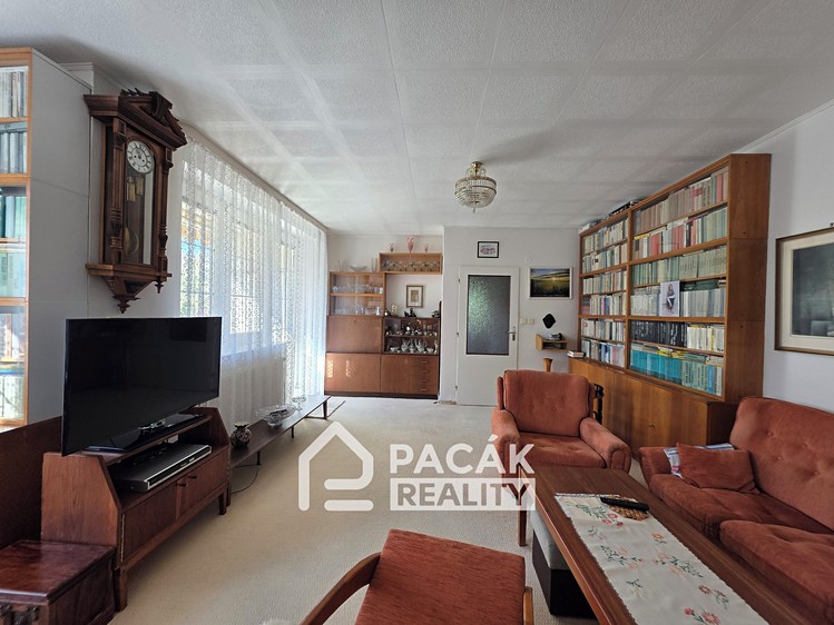 Prodej bytu 2+1, 74 m² (6 z 28)