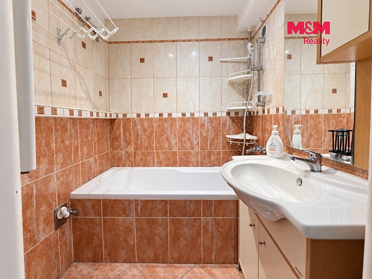 Wohnung 3+1 zum Kauf, 66 m² (9 von 18)