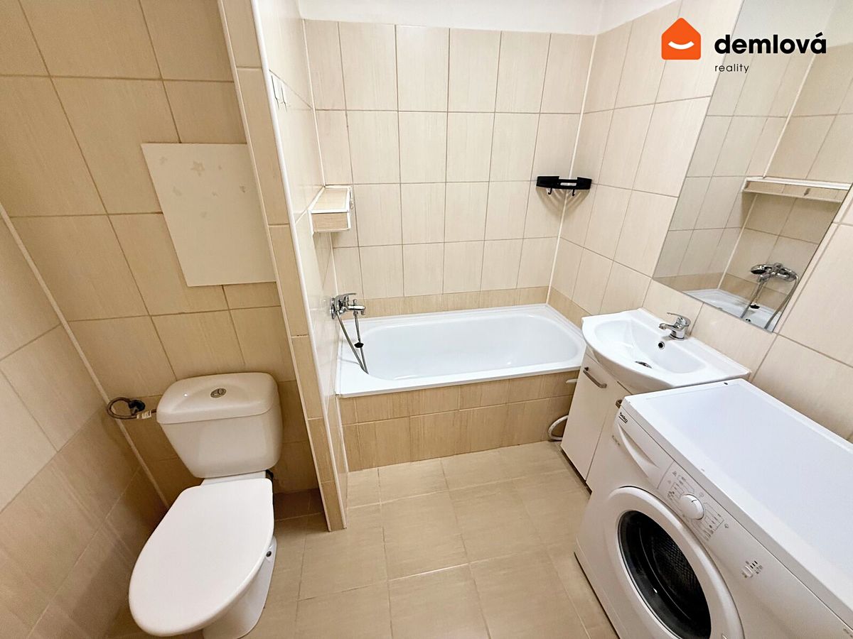 Pronájem bytu 1+kk 27 m² – fotografie 4