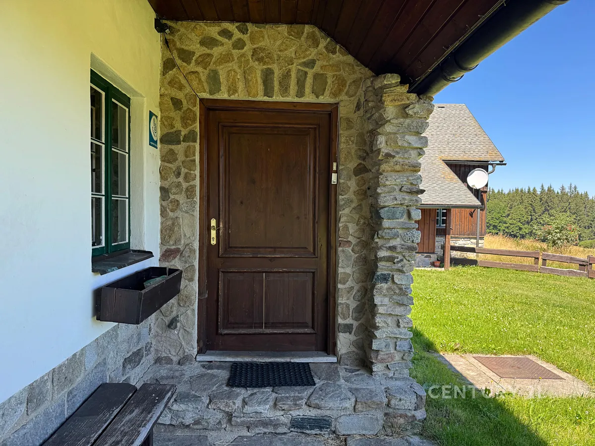 Prodej ubytovacího zařízení 720 m²