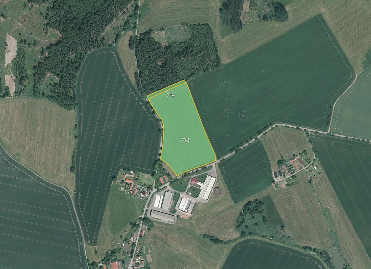 Prodej louky 48375 m²