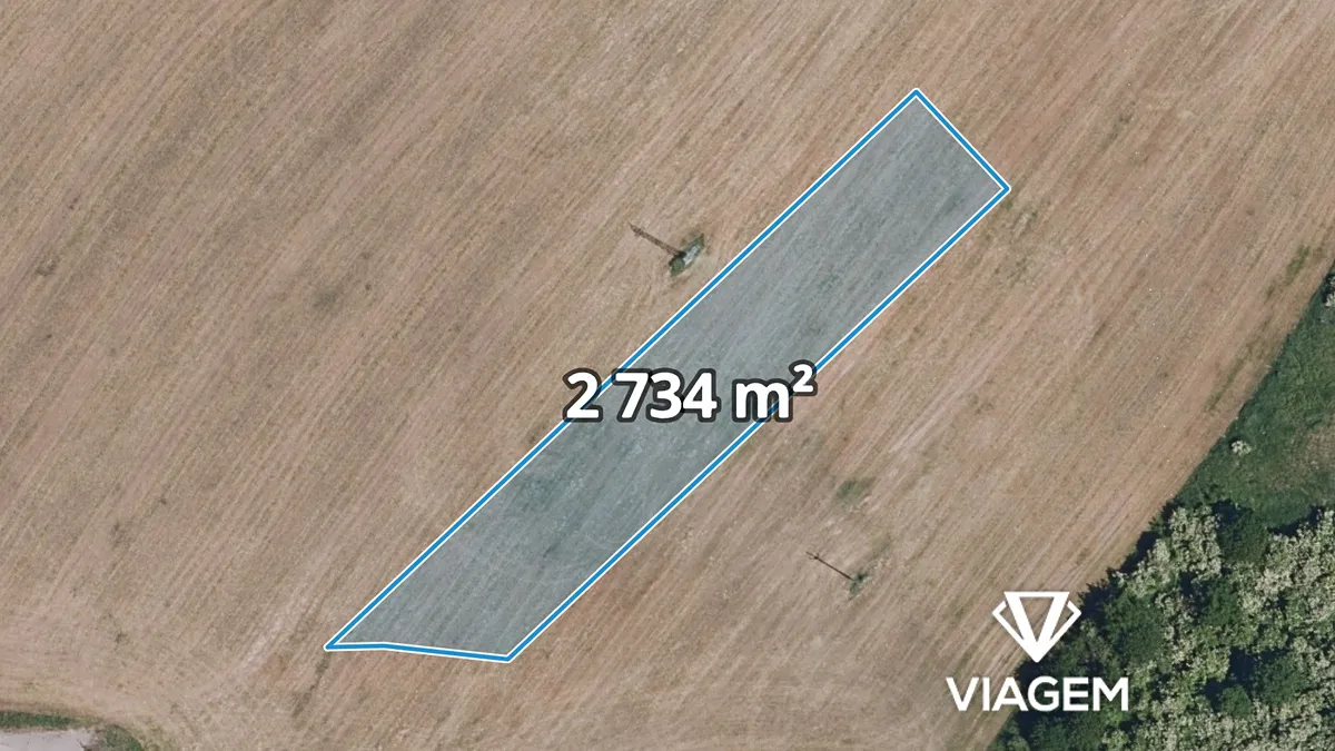 Prodej pole 2734 m²
