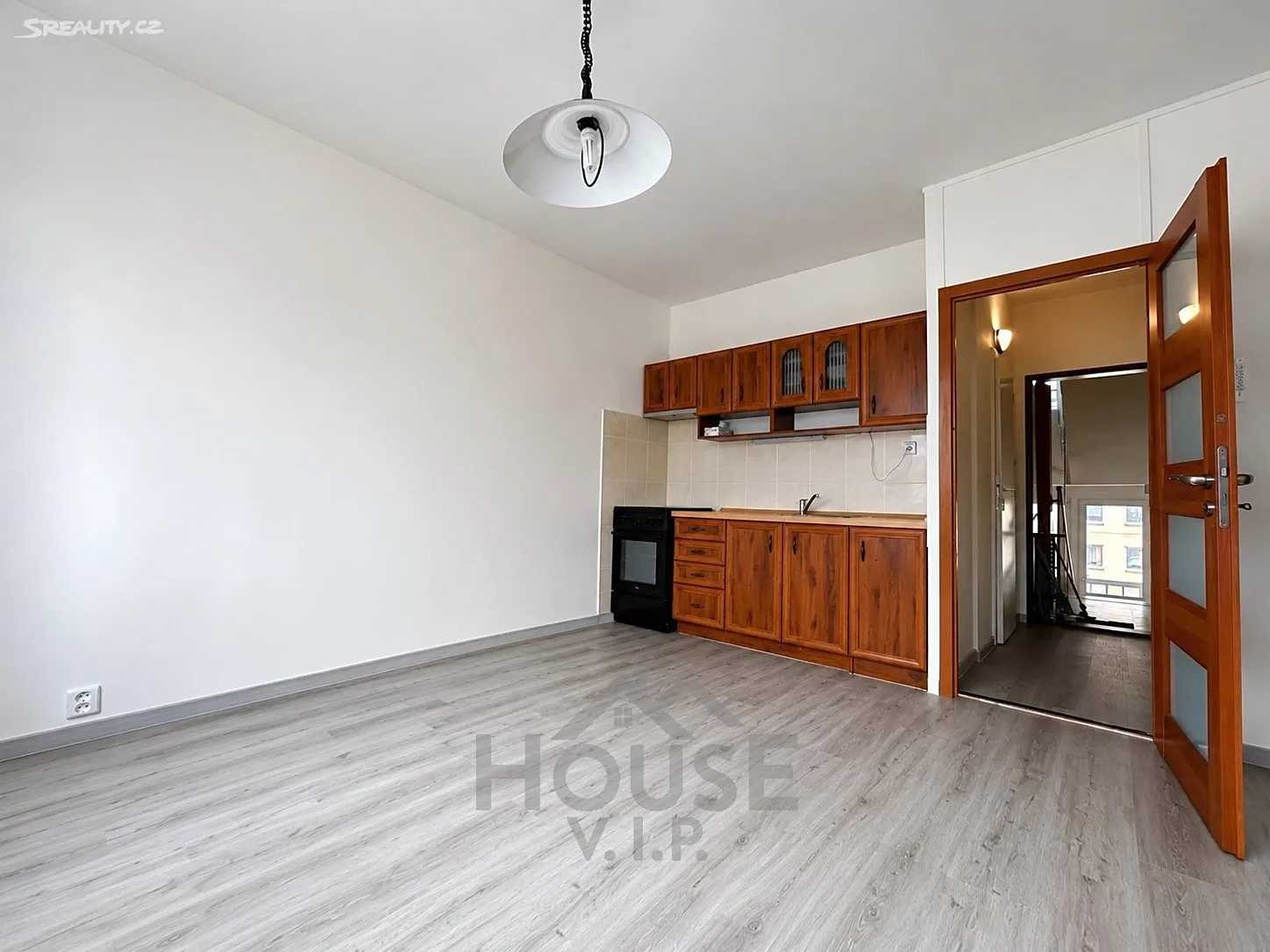 Sdn 005 Pronájem bytu 2+kk 37 m², Antala Staška, Teplice - Trnovany • Sreality.cz