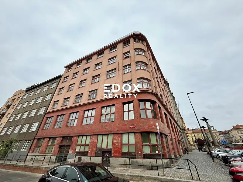 Pronájem bytu 2+1 52 m², Praha – náhled fotky 1
