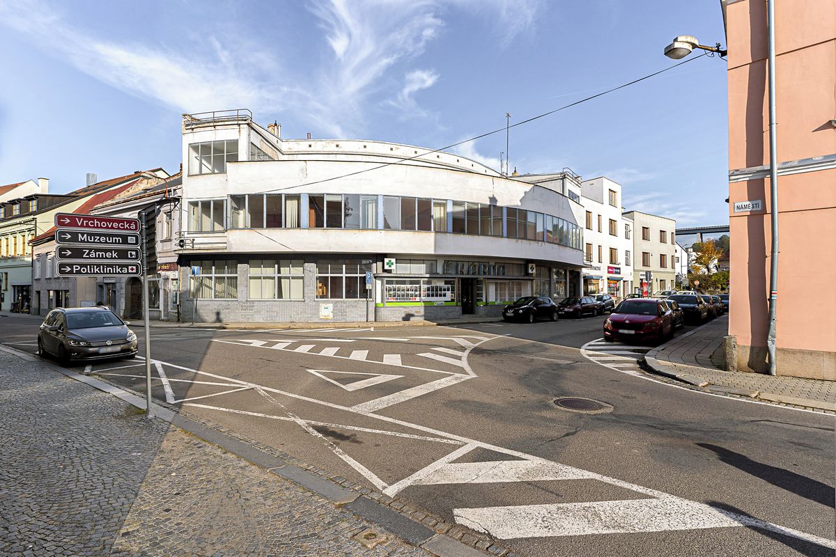 Prodej činžovního domu 1300 m², Velké Meziříčí – fotka 1 z 3