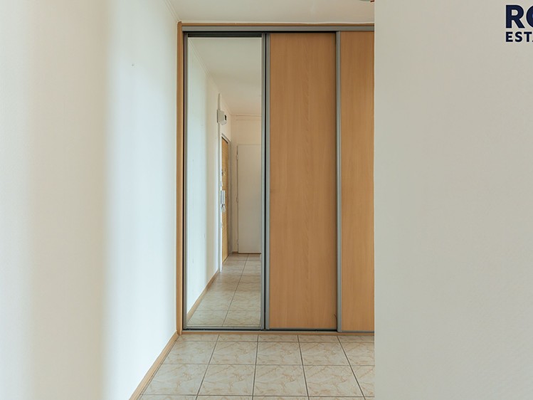 Pronájem bytu 1+kk, 40 m² (7 z 13)