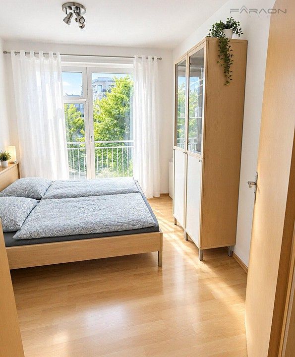 Pronájem bytu 2+kk 52 m² – fotografie 4
