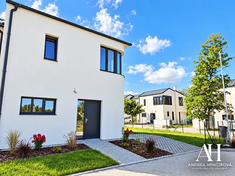 Pronájem rodinného domu 87 m², pozemek 200 m², Horoušany – náhled fotky 2