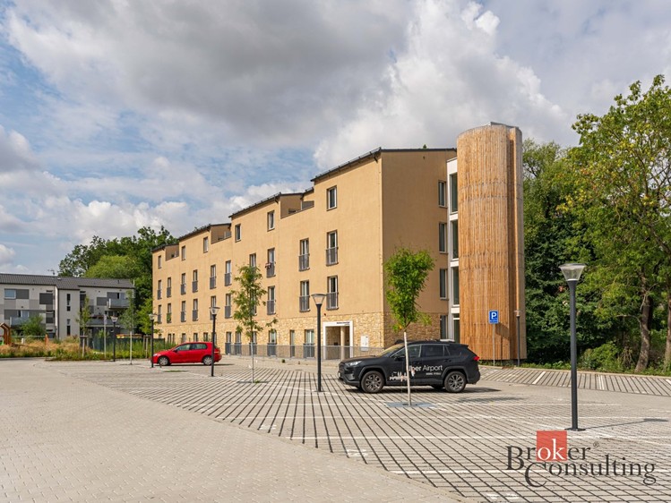 Pronájem bytu 1+kk, 22 m² (9 z 14)