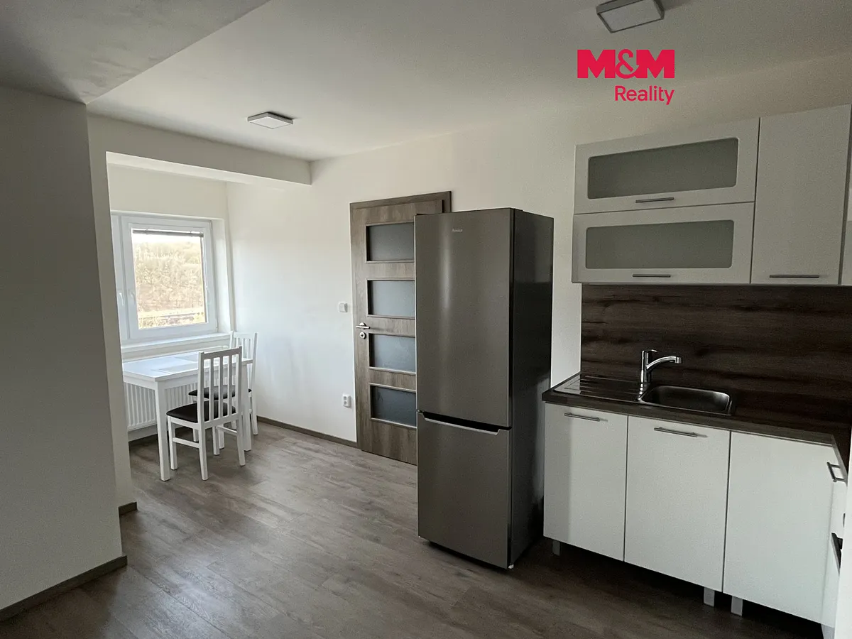 Pronájem bytu 1+kk 36 m²