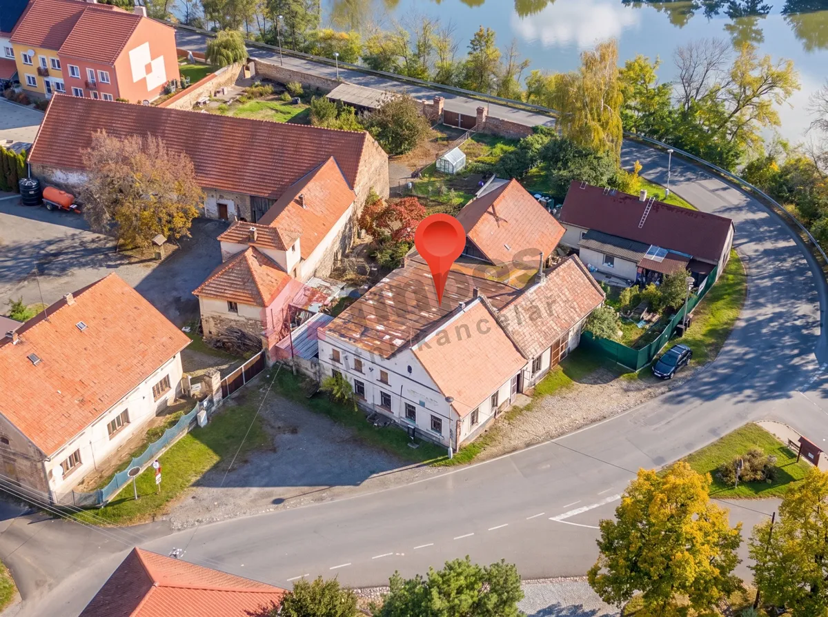 Prodej výrobní haly, prostoru 250 m²