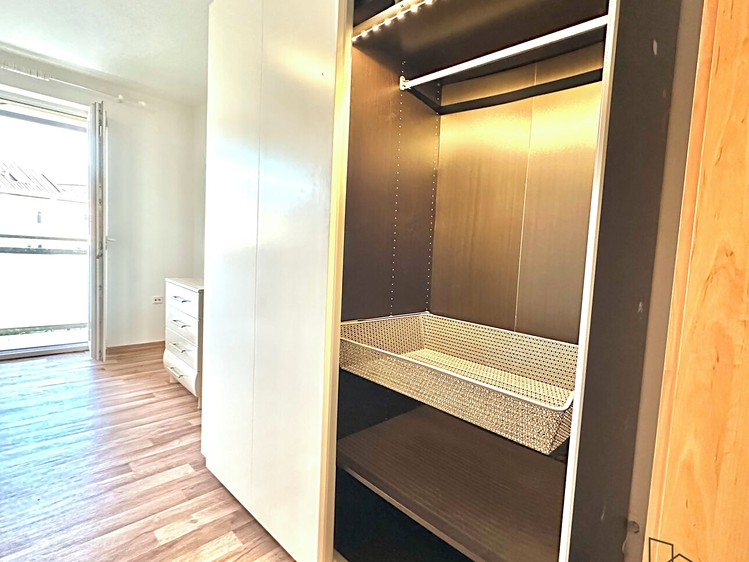 Pronájem bytu 2+kk, 53 m² (12 z 18)