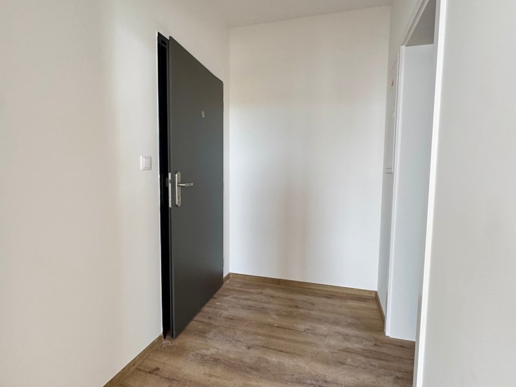 Prodej bytu 1+kk, 31 m² (8 z 9)