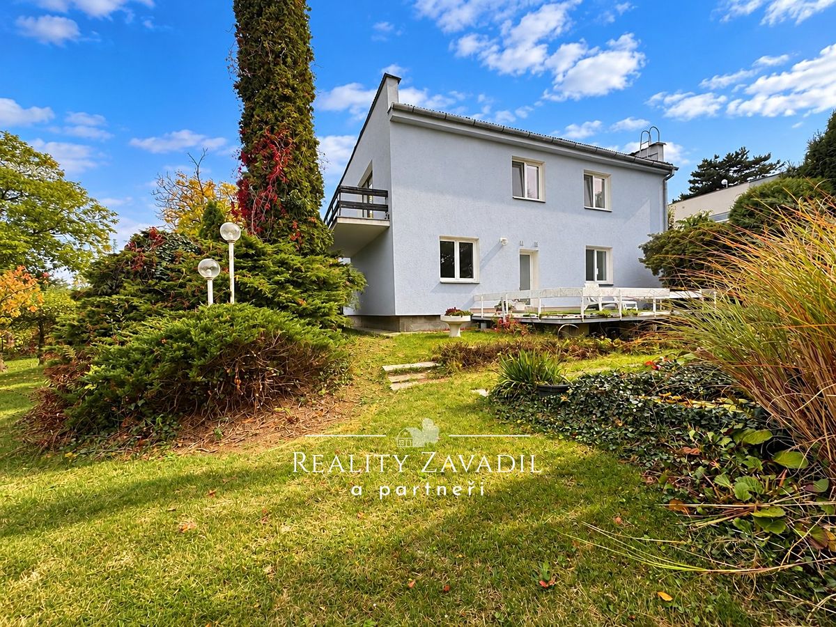 Prodej rodinného domu 164 m², pozemek 869 m², Opava – fotka 1 z 3