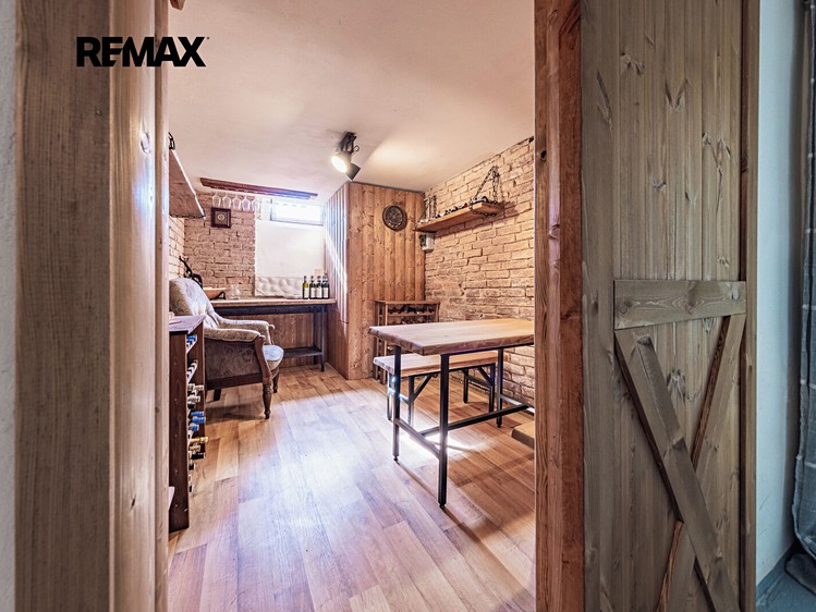 Будинок на продаж, 200 м² (10 з 57)