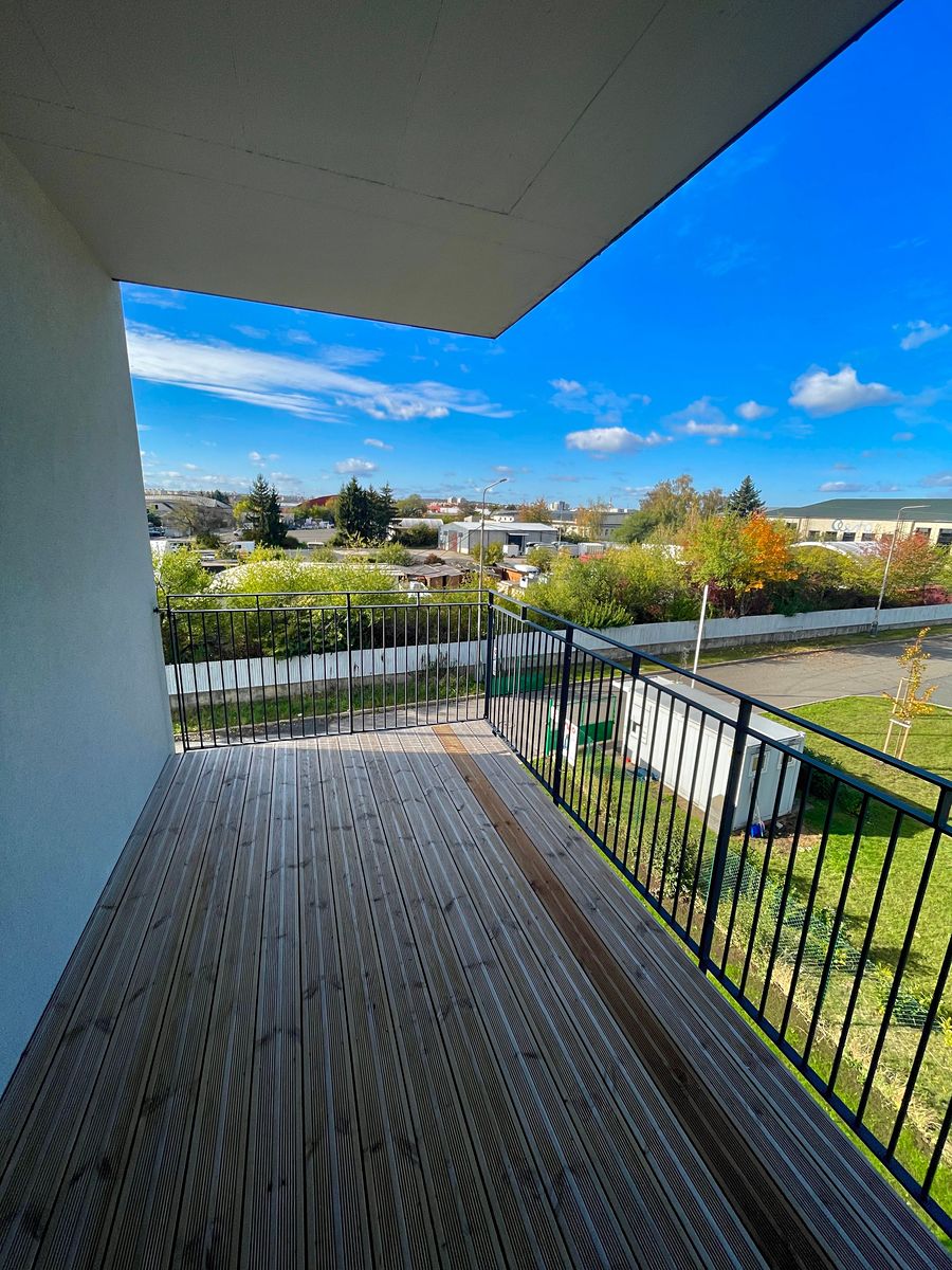 Pronájem bytu 1+kk 34 m² – fotografie 3
