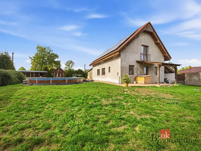 Prodej rodinného domu 136 m², pozemek 1150 m², Choteč – náhled fotky 3