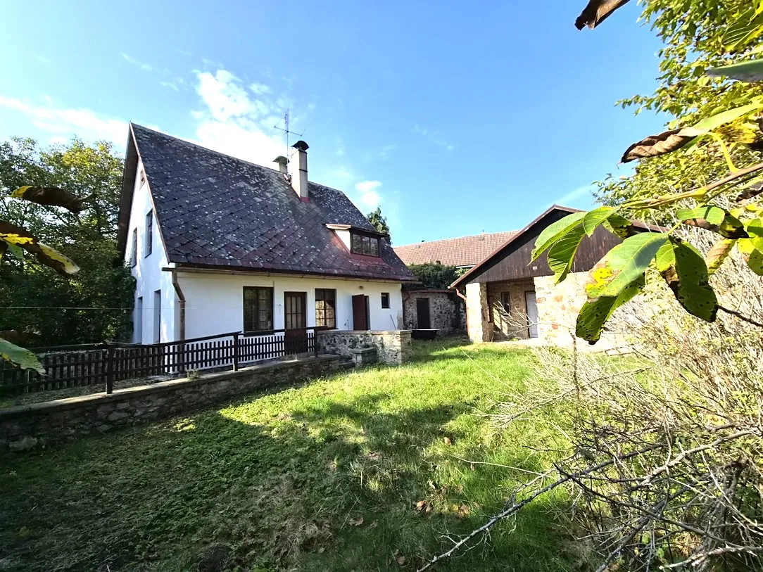Prodej chalupy 210 m², pozemek 1615 m²