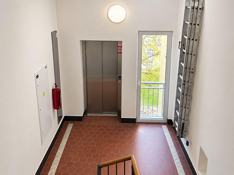 Pronájem bytu 3+kk, 76 m² (18 z 20)