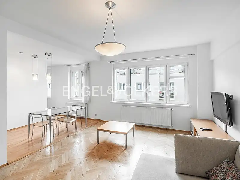 Pronájem bytu 3+kk 104 m², Praha – náhled fotky 1