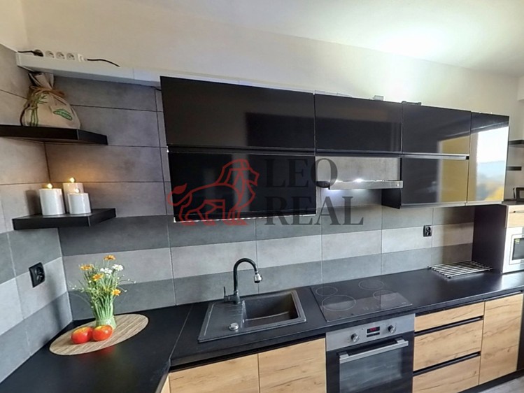 Prodej bytu 3+1, 65 m² (4 z 12)