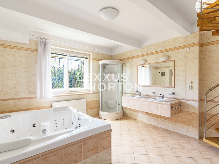 Wohnung 6+ zum Kauf, 228 m² (14 von 18)