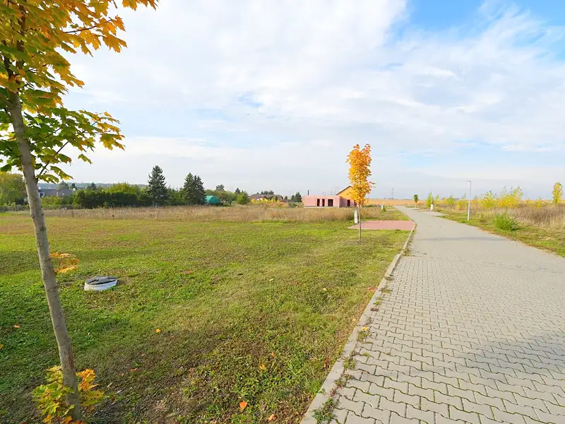 Prodej stavebního pozemku 1283 m², Libeř – náhled fotky 3