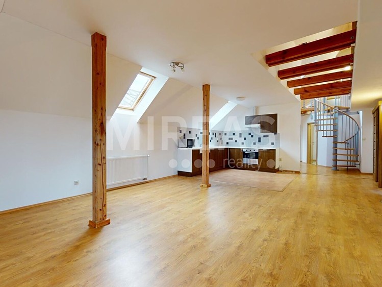 Квартира 3+kk в оренду, 185 м² (1 з 27)
