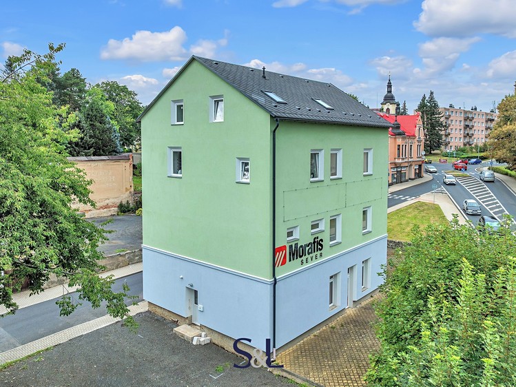 Комерційне приміщення на продаж, 325 м² (1 з 48)