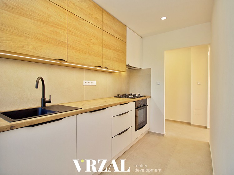Prodej bytu 3+1, 66 m² (6 z 21)