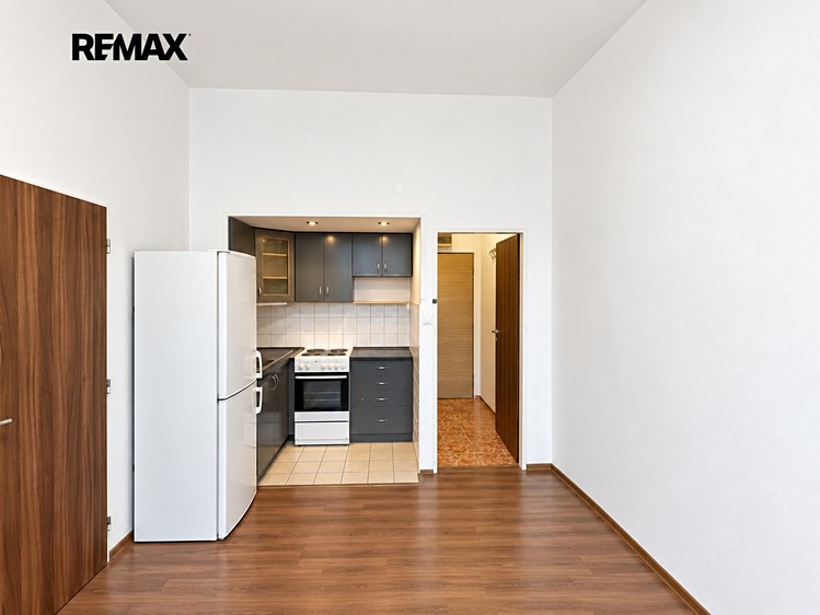 Квартира 2+kk на продаж, 35 м² (2 з 17)