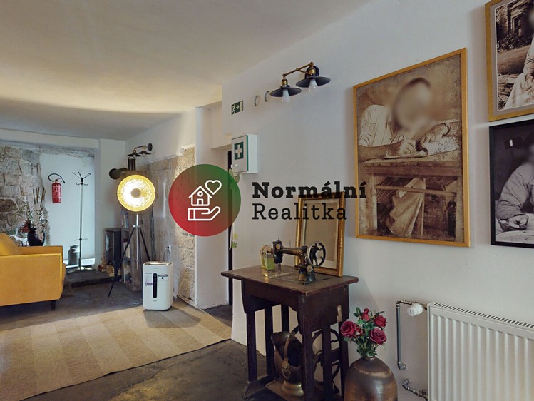 Комерційне приміщення на продаж, 186 м² (8 з 67)