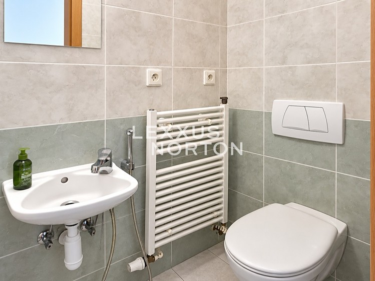 Квартира 4+1 в оренду, 155 м² (8 з 16)