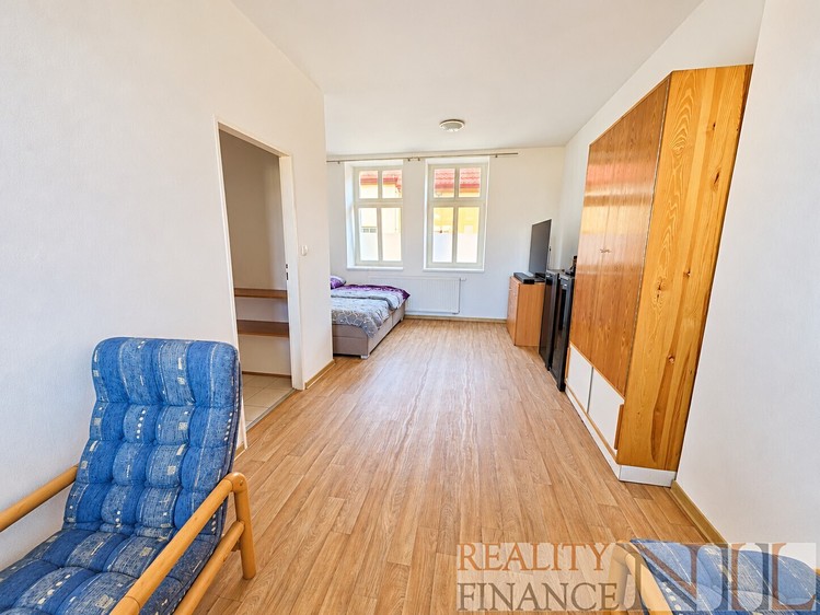 Квартира 1+kk в оренду, 35 м² (2 з 7)